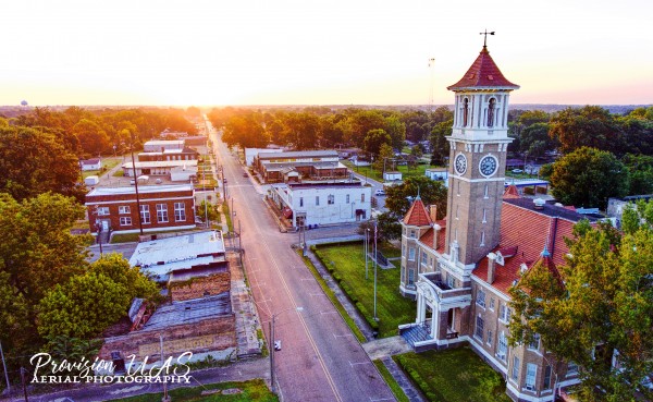 Clarendon AR | Monroe County Courthouse by Provision UAS